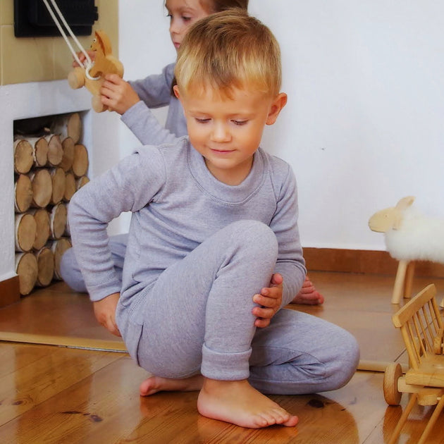 MERINO WOOL SLEEPWEAR AND BASE LAYERS – Baby in Merino